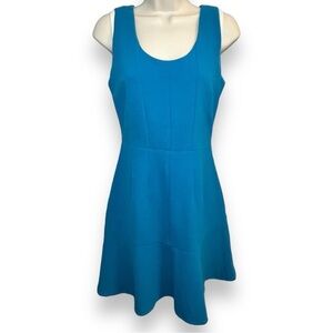 Esley Women’s Fit and Flare Sleeveless Dress Blue Size Small